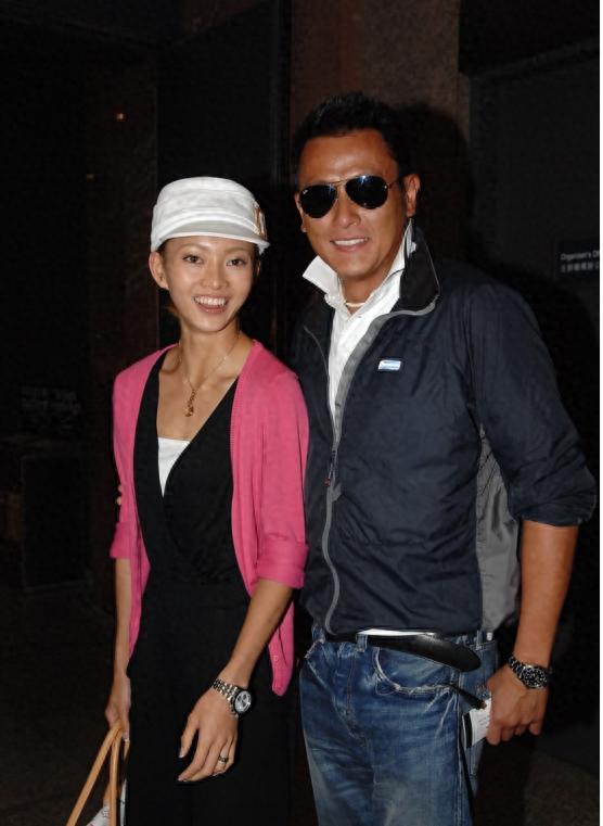 TVB前知名男星凭借女儿口碑逆转，曾遭遇离婚失业打击，曾想轻生