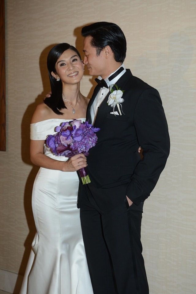 51岁杨采妮回港聚会 公开超冻龄状态