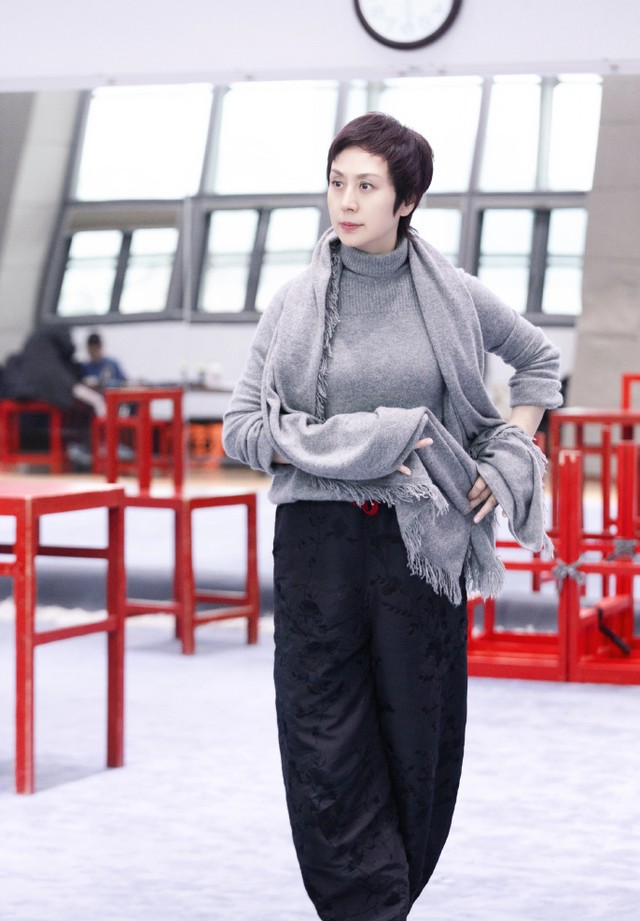 京剧名家史依弘：离异18年，前夫李诚儒闪恋女星，她为何至今单身