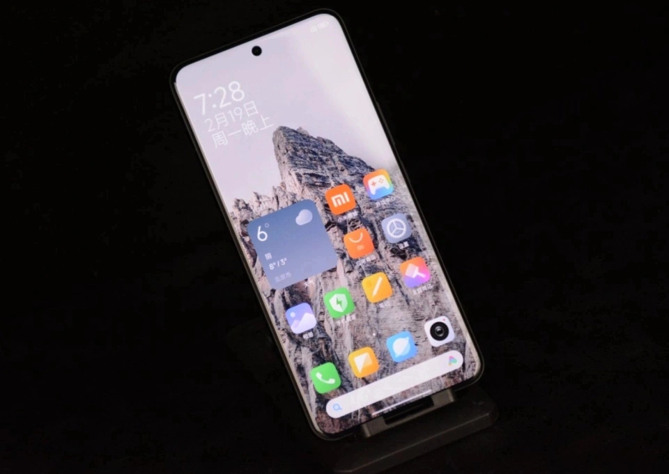 小米宣布清倉，16GB+1TB跌價2590元，高端旗艦降至“谷底價”