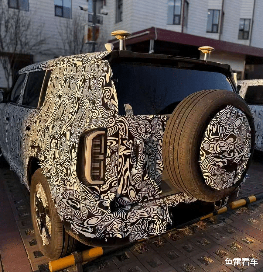 奇瑞“神行者”首款SUV实车谍照？很遗憾！这是江铃新款方盒子SUV