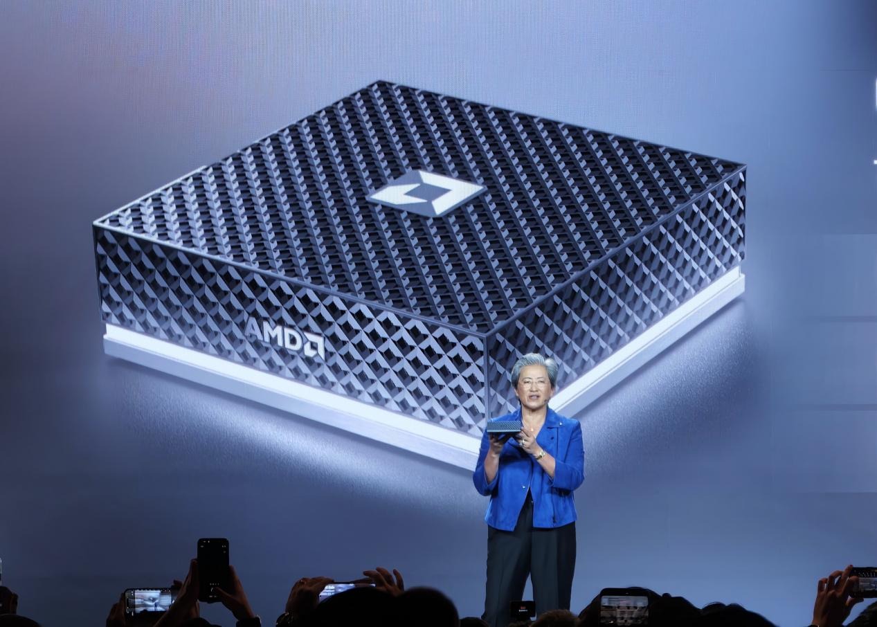 終結“加法邏輯”:AMD銳龍AI Max+與AI時代 PC的單芯片融合重構