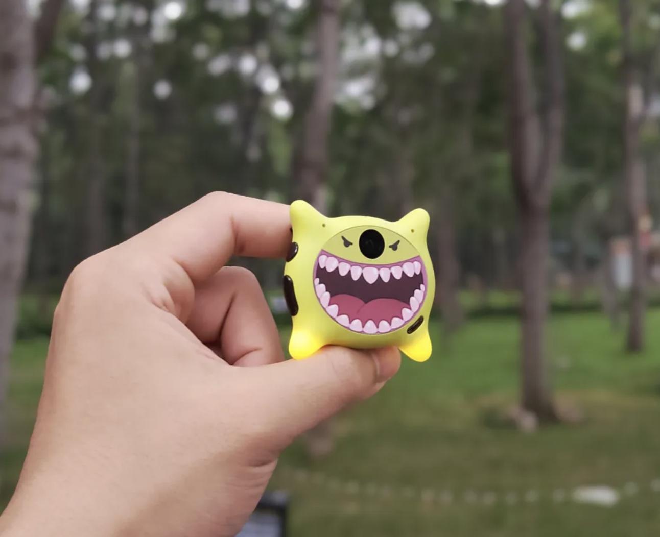 AI 的终点不是对话框,这家公司想让真实世界成为 AI 的提示词