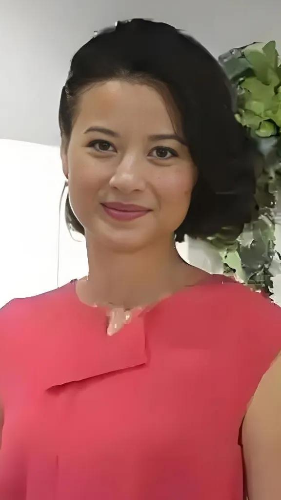 黎燕珊:亚视首位选美冠军