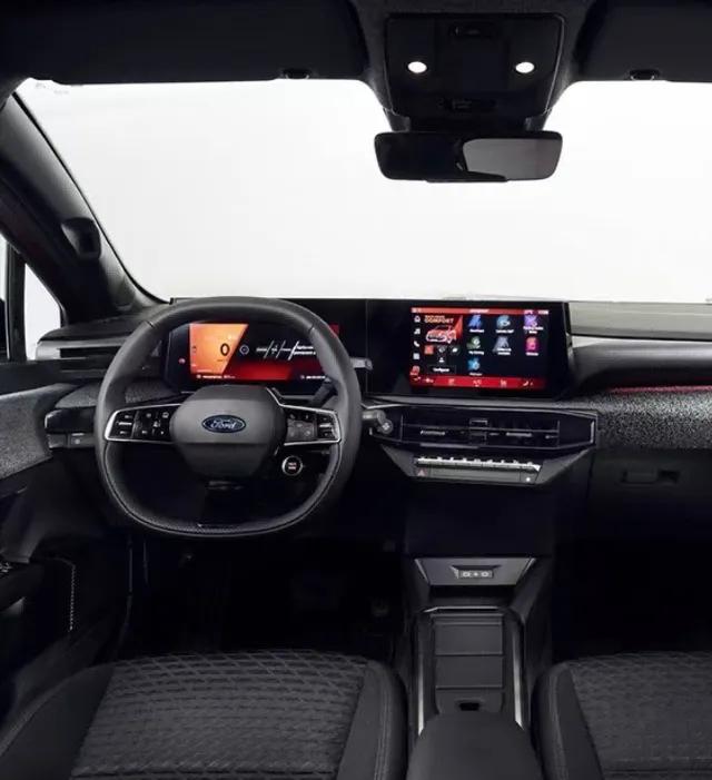 177马力小型车，嘉年华这次不是回忆杀，而是一次“逆市场操作”