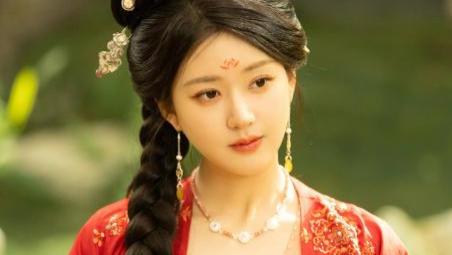 赵露思做梦都没想到，自己拼命逃离流量人设，反被吞噬的更厉害