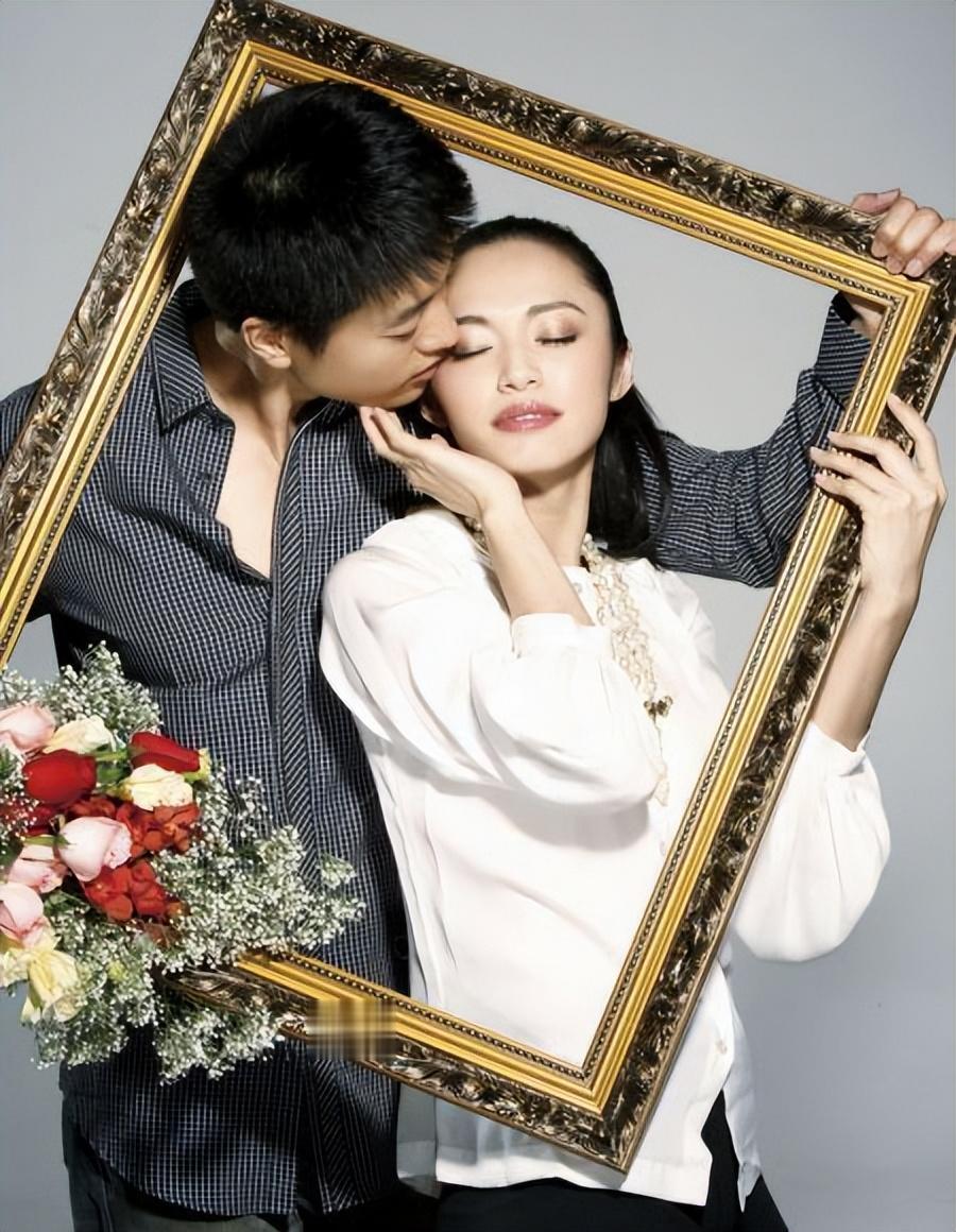 姚晨堆雪人怀念爱宠！12岁儿子大嘴超像妈妈，豪宅中放满流浪猫窝