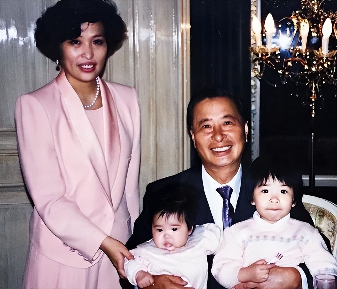 97岁顶级富豪李兆基去世，二儿子娶徐子淇生4胎，长子未婚代孕