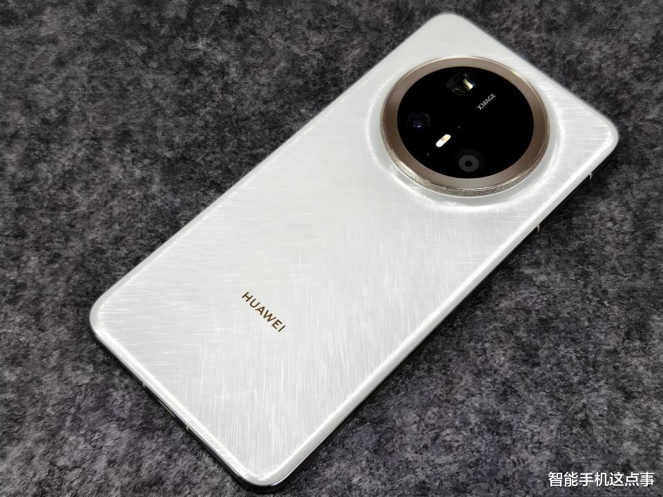 華為Mate80系列再次被確認：多光譜鏡組+雙層OLED，陶瓷機身也在路上了