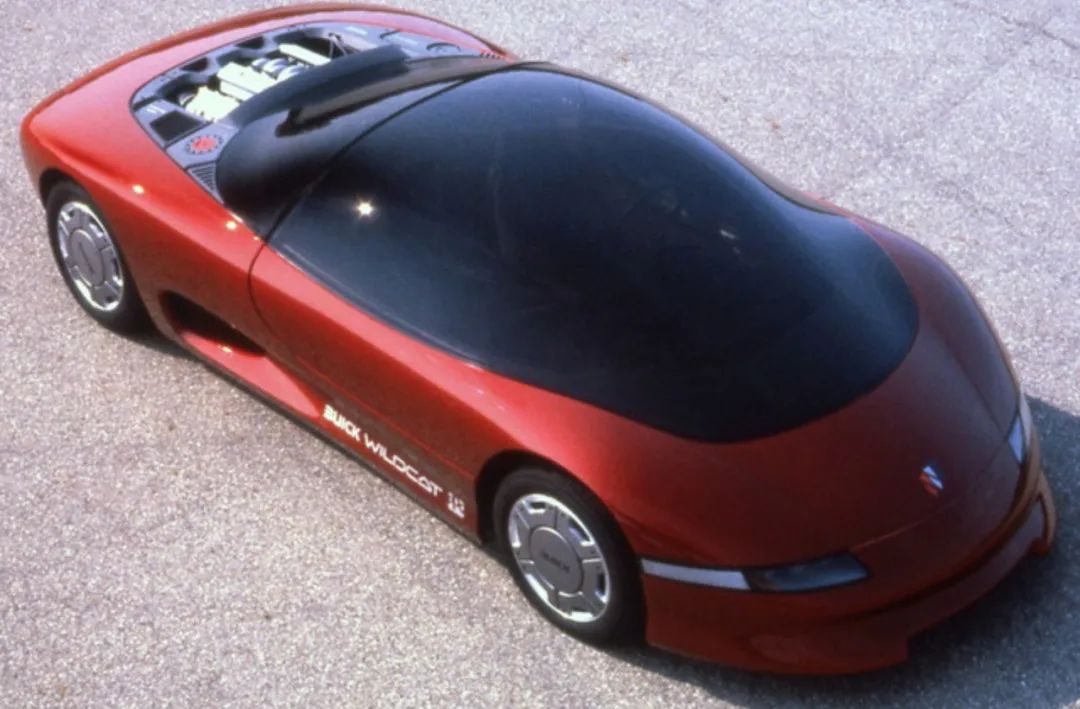 差点挑战法拉利的中置怪兽别克Wildcat，80年代最被低估的概念车！