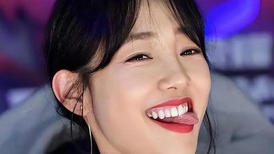 内娱速递！2天7个瓜！王家卫剧组曾集体嫖宿被抓，白百合疑开撕王传君