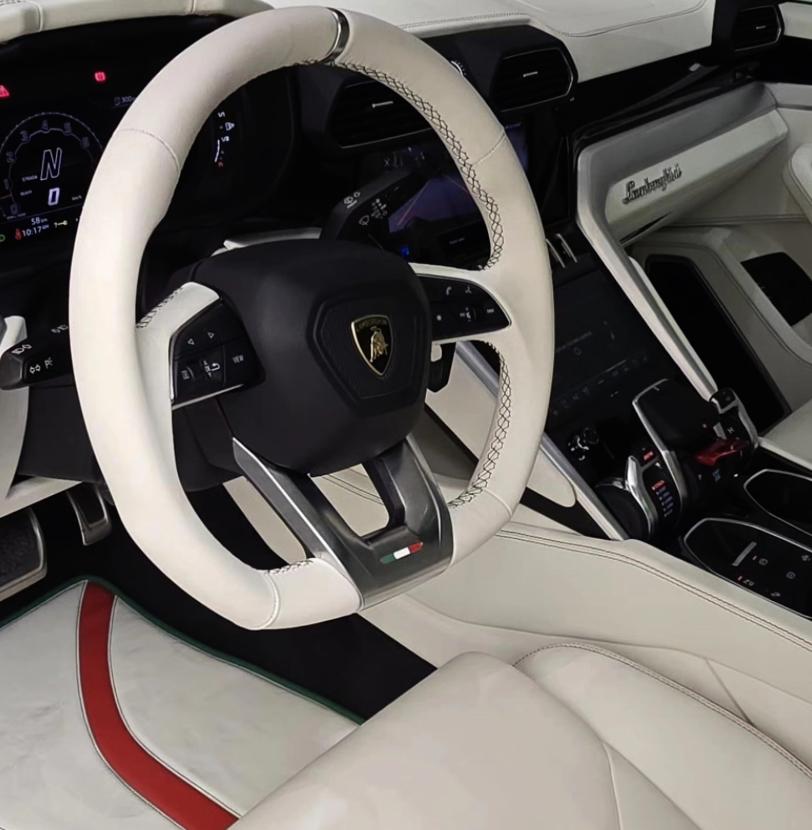 来自意大利的白袍法师 兰博基尼Urus高定案例分享