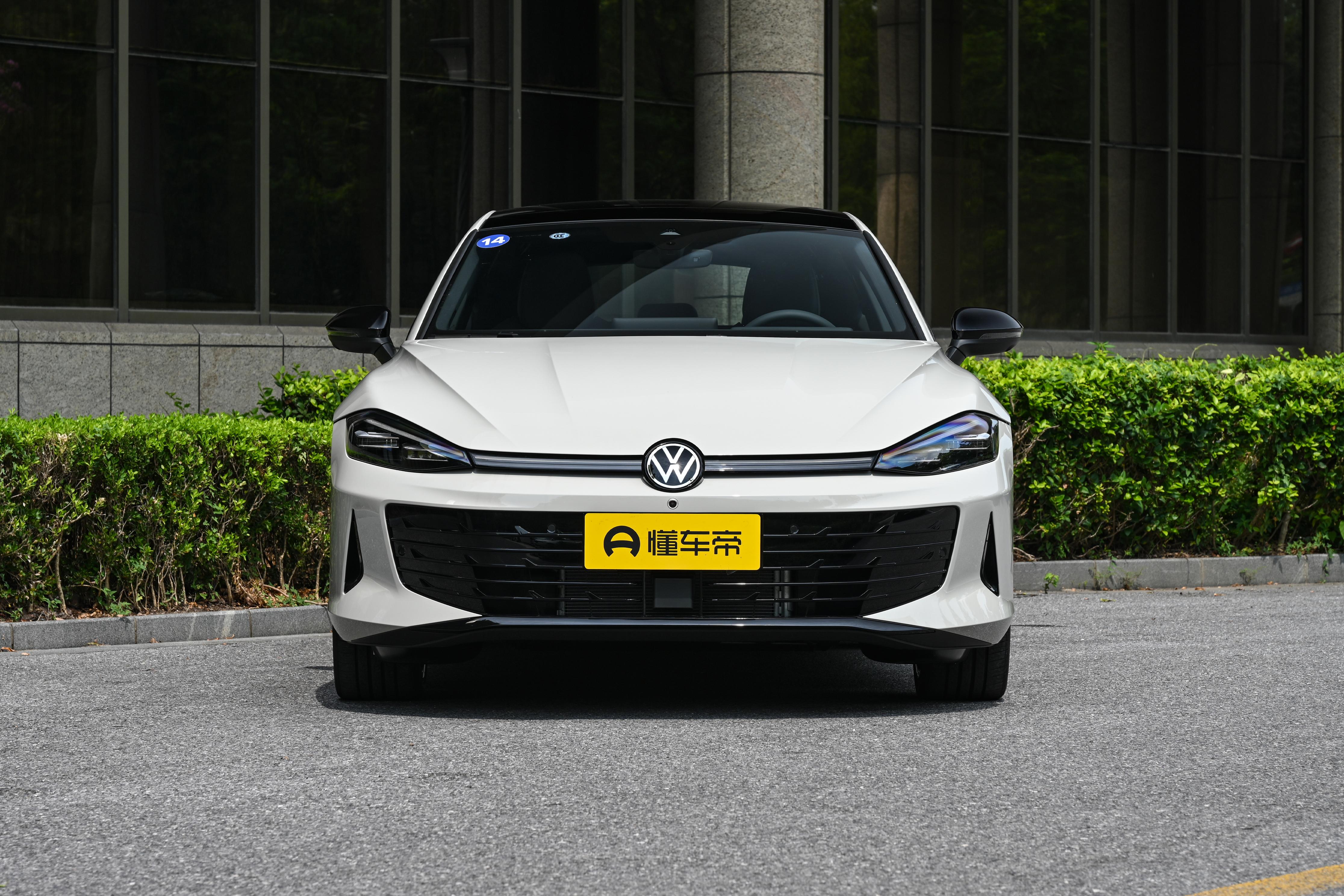 2026款大众凌渡L上市，轿跑造型+德系安全，限时价11.99万元起