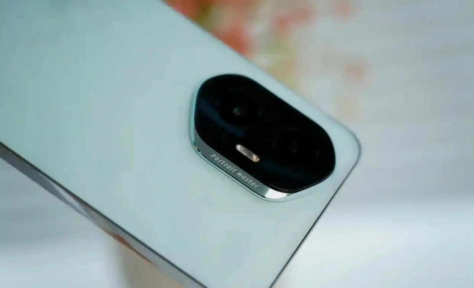 榮耀宣布清倉，16GB+512GB+5000萬主攝，頂配版已重回2199元