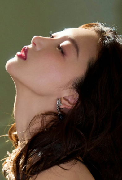 多次被传恋情后,刘昊然周冬雨再被曝大瓜,男方早在两年前就表态