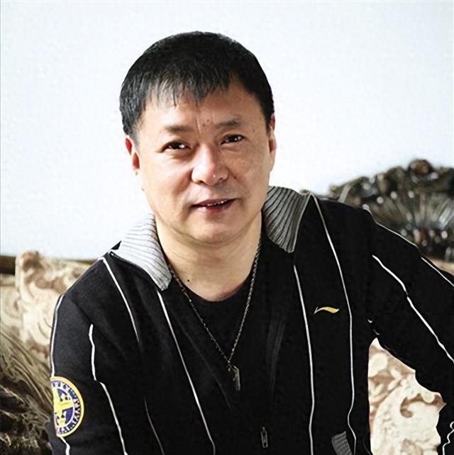 66岁囚歌之王迟志强  出狱38年后 , 面相发福，儿子撑起他的晚年