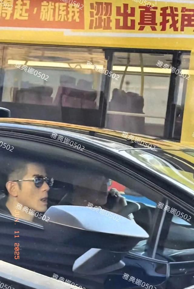 香港遇到开兰博基尼的郭富城!60岁的年纪仍是追风少年,太拉风了!