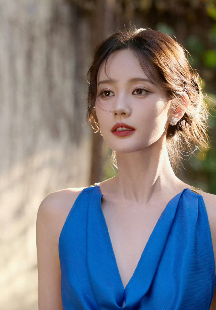 李一桐 绝美 身材