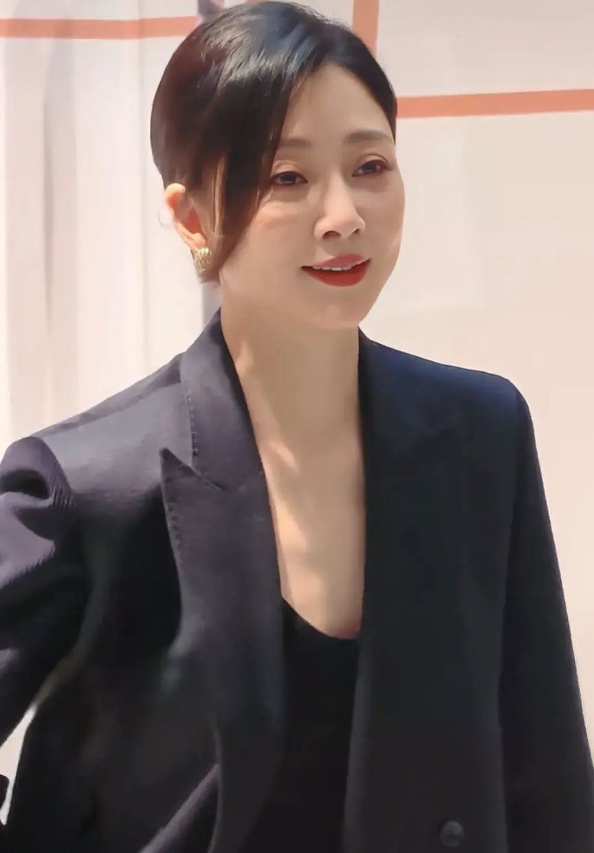 殷桃问雷佳音：怎么不推荐我出演《长安的荔枝》？岳云鹏反应搞笑