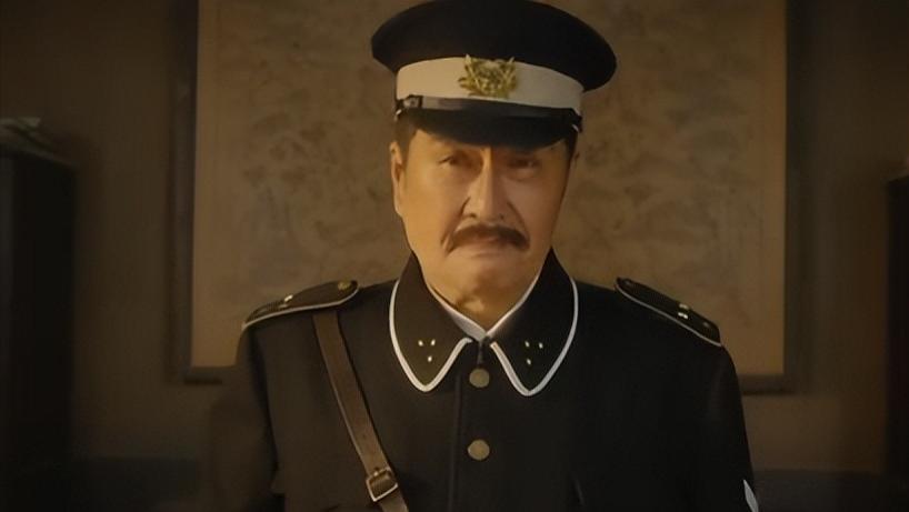 《一本正经》首播好评如潮，连追8集，我想说：这东北探案剧能火