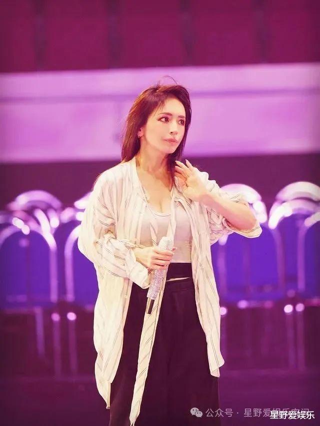 滨崎步晒巴厘岛新家照引发热议，网友：这还是房子吗？