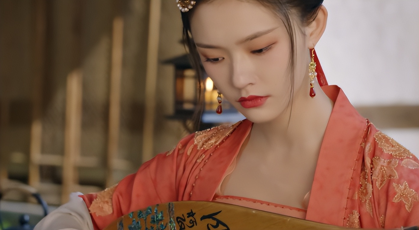 当37岁罗云熙遇上29岁林允,我才终于明白,为何说CP感是门玄学