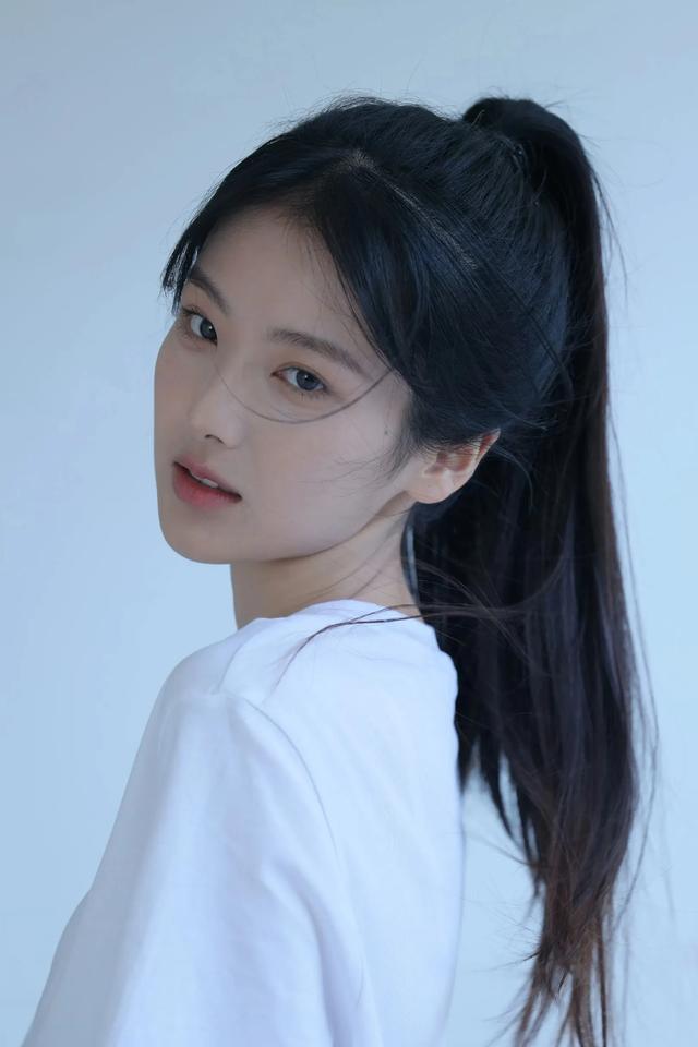 田宇青 舞台的精灵