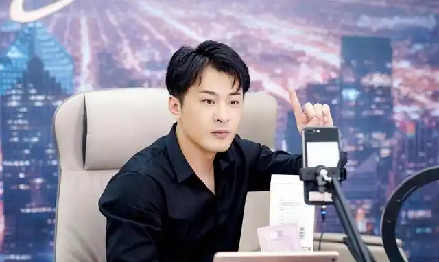 突发!辛巴宣布退出直播行业