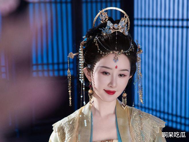 舒畅转型带货成“顶流”，蛰伏五年终破局，37岁再战短剧江湖！