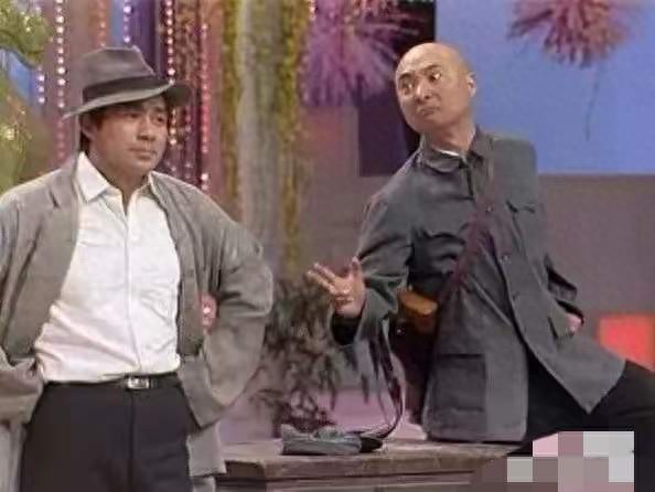 陈佩斯朱时茂难得合体参加婚礼,都已71岁状态显老,二人兄弟情深