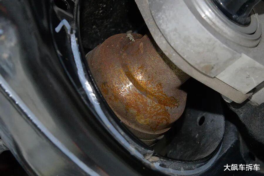 领克900拆车：机械调校已过时，追上欧美靠什么？