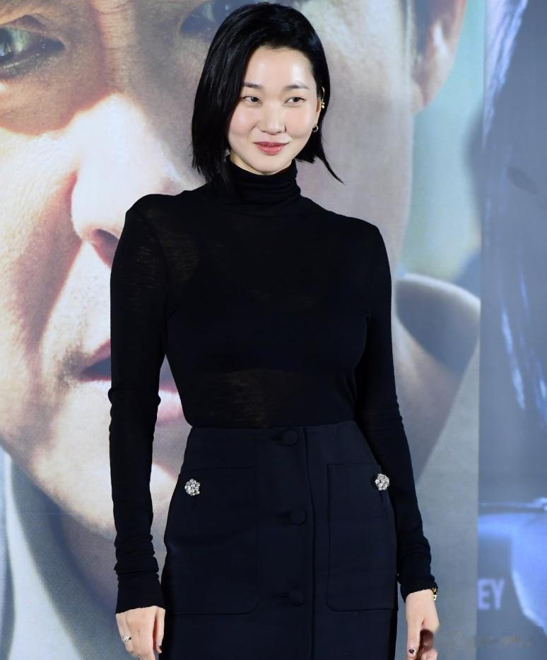 韩国女星与前男友分手10年,期间仍不断联系,结婚后也无法停止