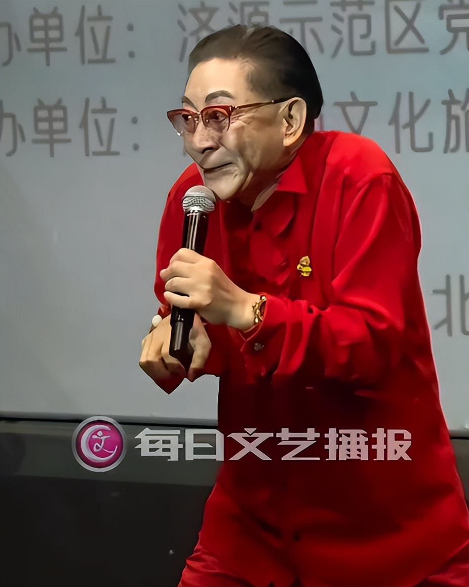 国家一级演员王劲松,一生无儿无女无绯闻,如今57岁熬成老戏骨