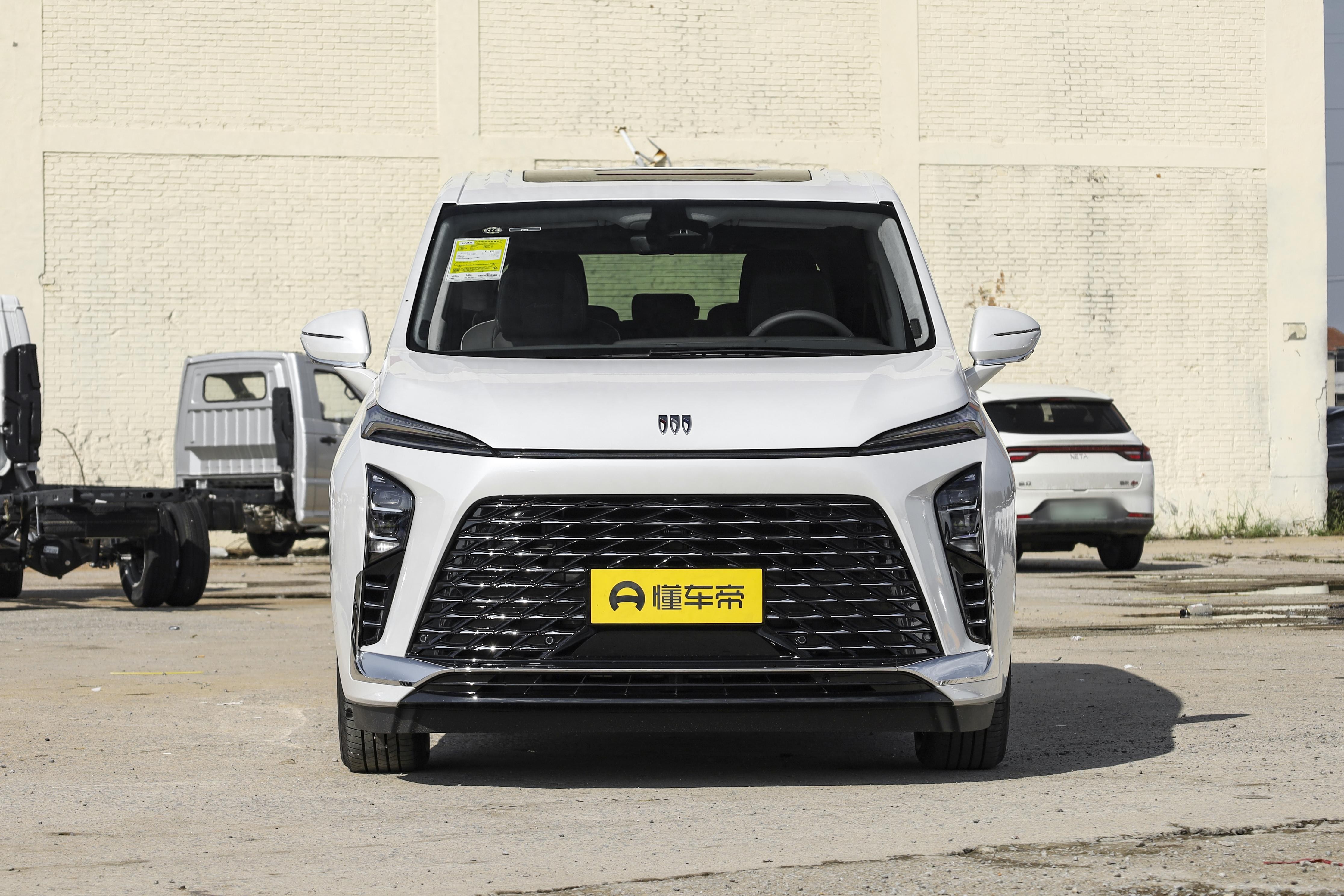 GL8 选车攻略：4 大系列 9 款车不用懵！这 3 款最值