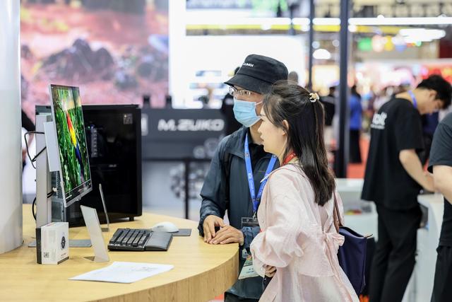 ProArt黑科技炸場！華碩專業顯示器在P&E 2025讓攝影師集體破防