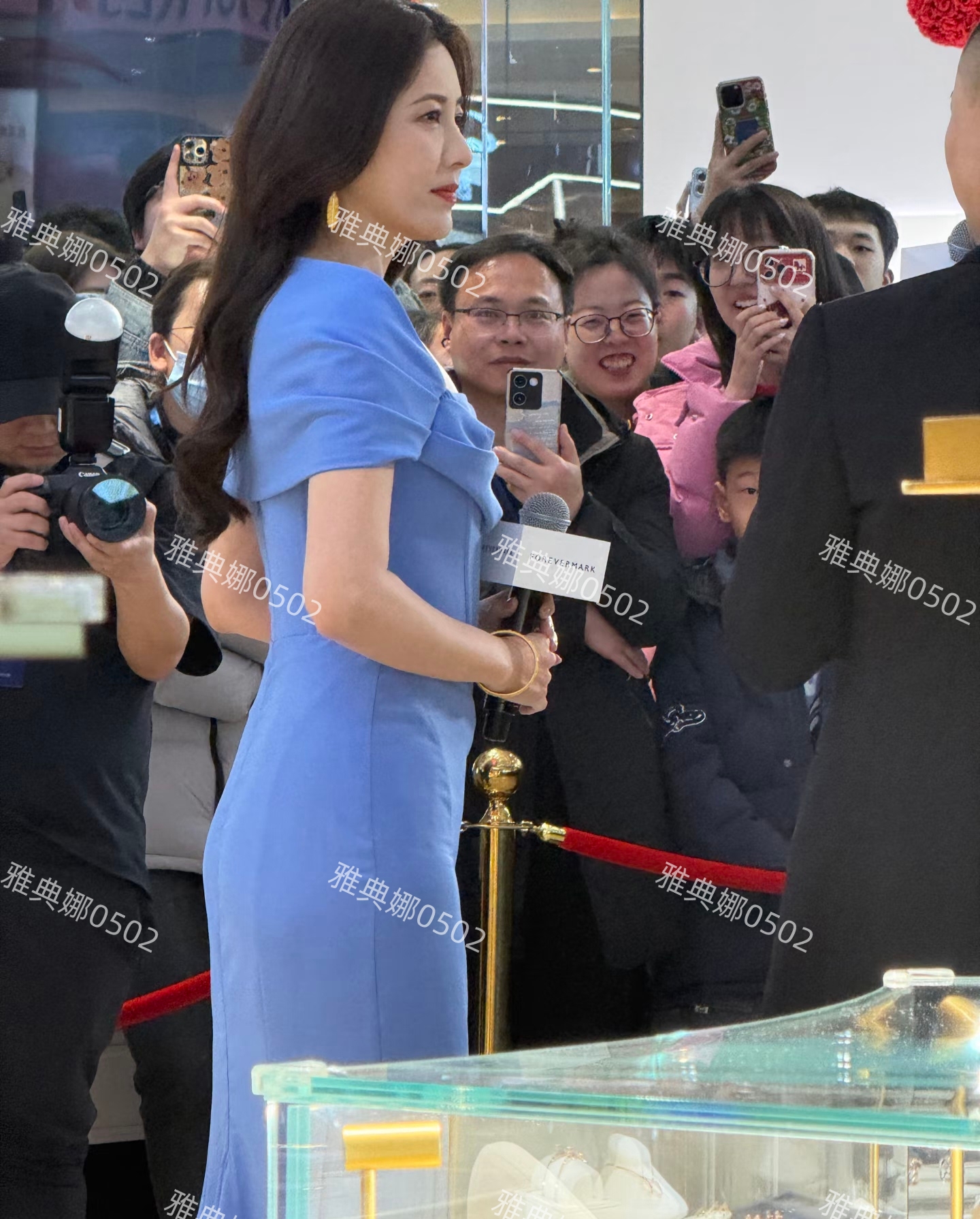 晋城见到曾黎,她不上镜本人又高又美又有气质,不愧是中戏校花!