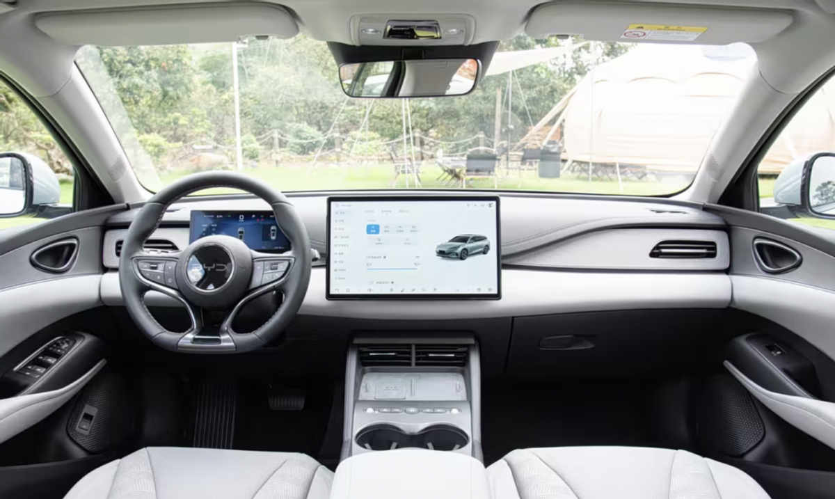 海豹06 DM-i上市，10万级别的旅行车，可以冲