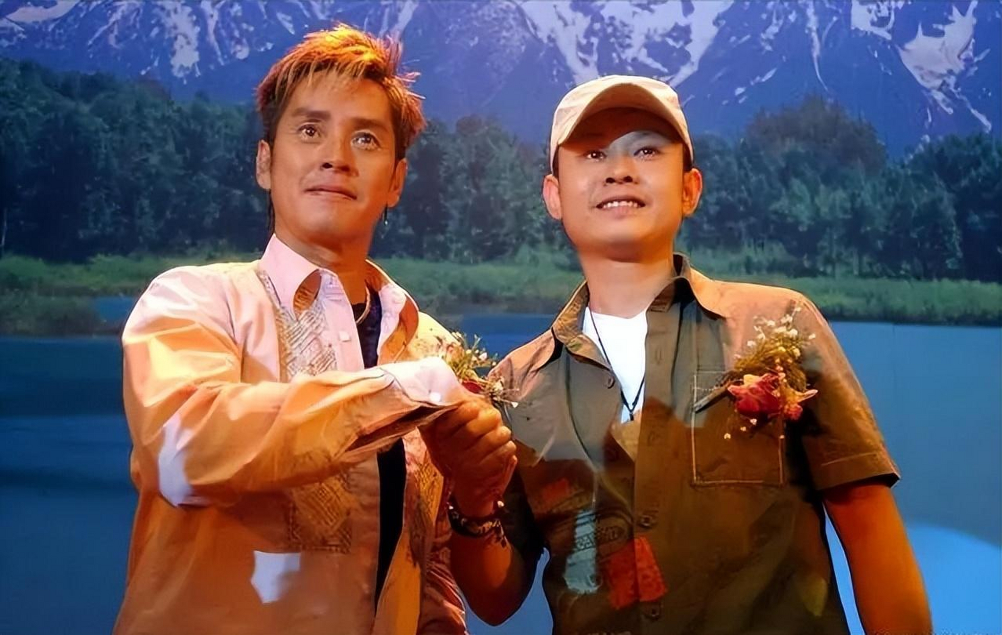 想不到2025仅剩1天，刀郎迎三大喜讯，让云朵和整个娱乐圈沉默了