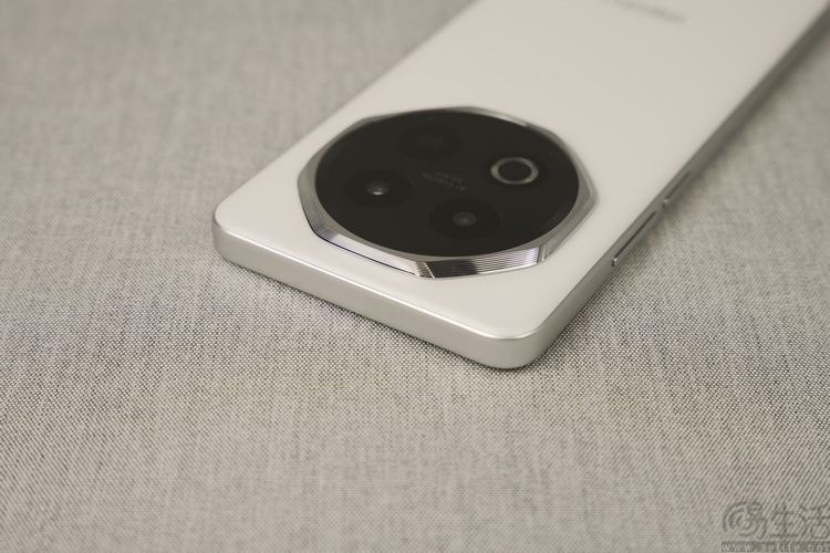 魅族Note16系列雙機實測：外觀豪華的全民手機