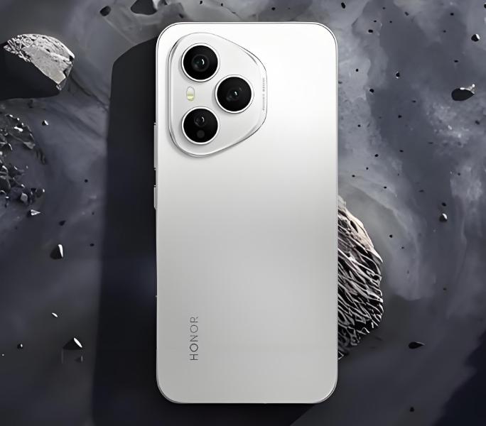 榮耀目前“銷量巨高”的兩款中端機，激活量達到百萬，可以閉眼入