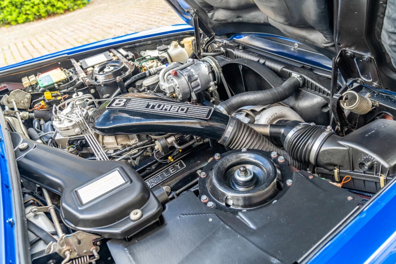 文莱苏丹的特别定制——1992款宾利Val D’Isere与皇室车库的传奇