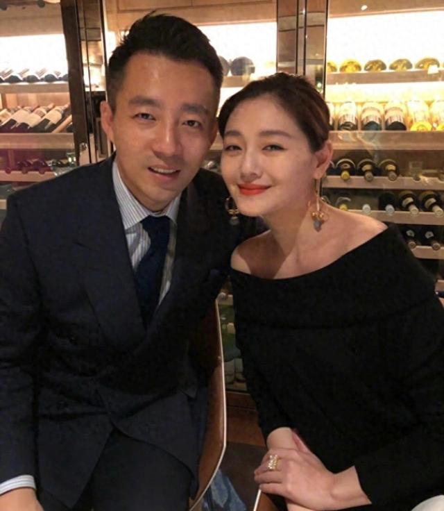 大S生前录音曝光!知名经纪人揭汪小菲财务内幕,详解三大疑问