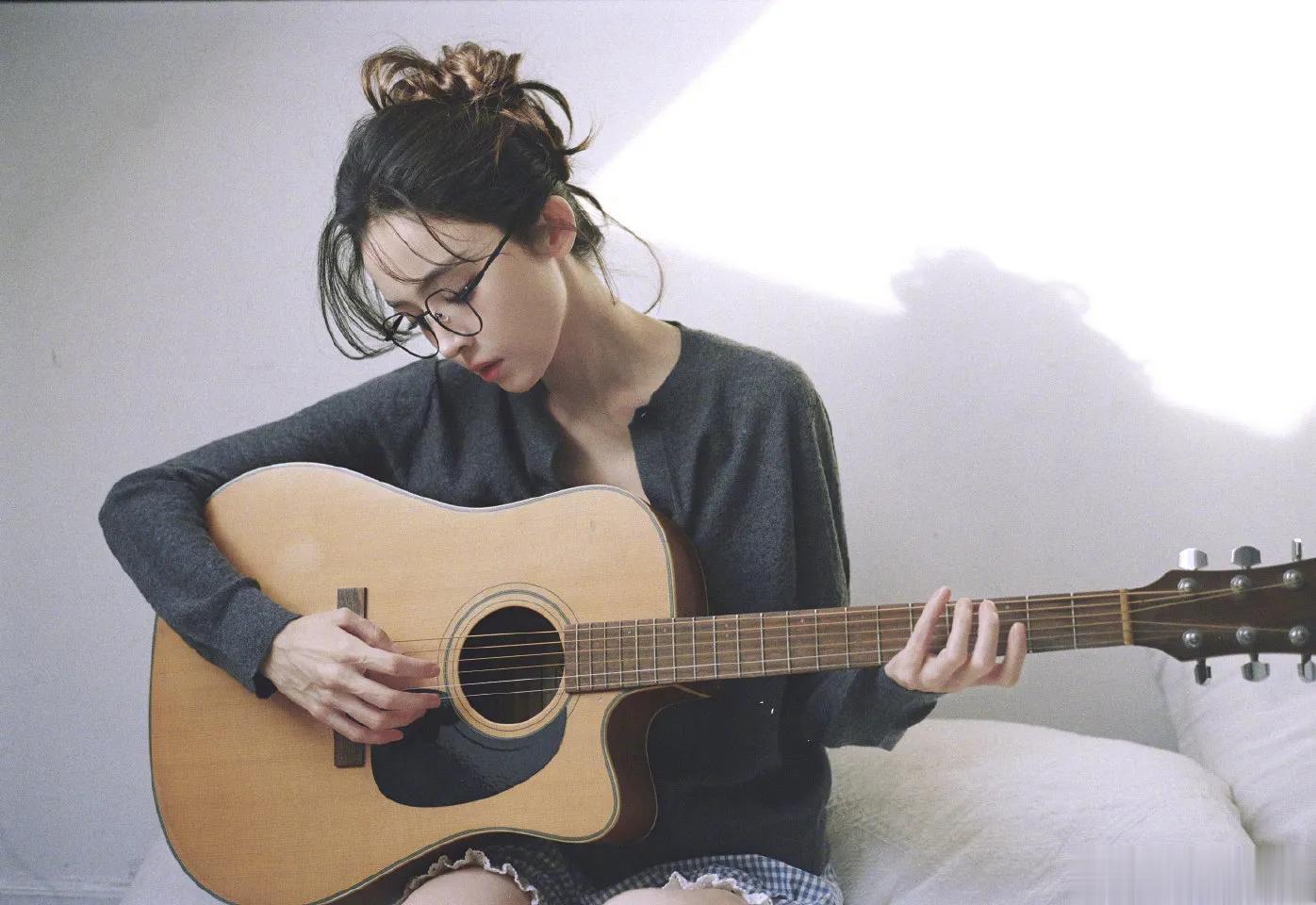 娜扎 元旦这三组都拍的好好 ???