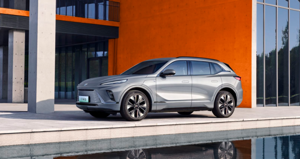 ?这才是咱老百姓的“聪明之选”，纯电中大型SUV，从近18万降到13万多