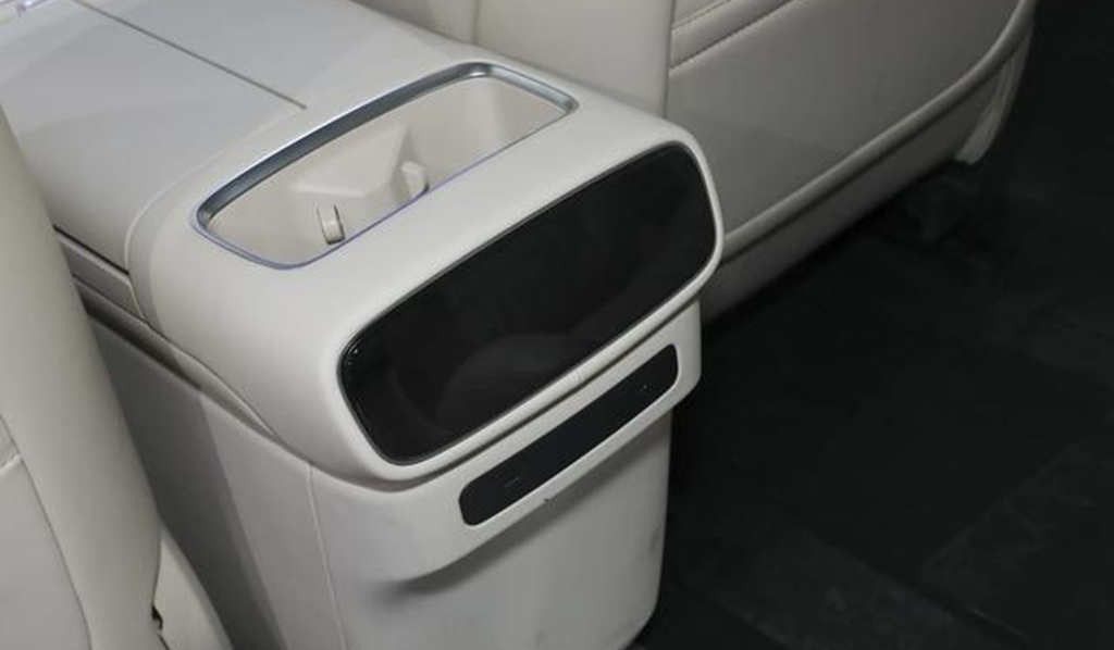 新车丨售价23.99万元起，采用6座布局，深蓝S09正式上市