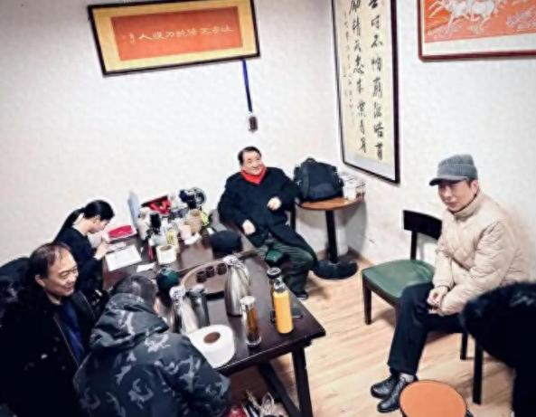 冯巩为什么带不动主流相声圈？看到姜昆留下的这五人，我秒懂