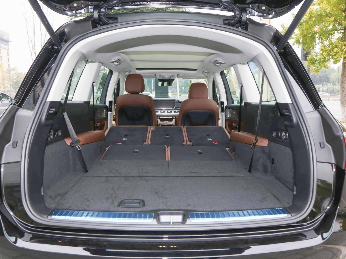 小马拉大车？奔驰GLS推入门版车型，售96.8万元配2.5T发动机