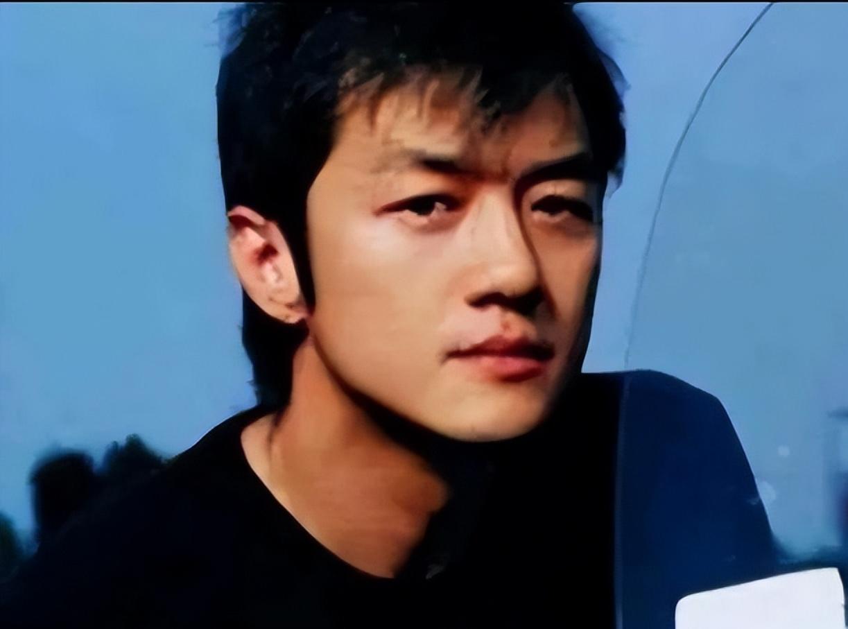 谢霆锋再传喜讯，王菲没想到复合后，会成前夫“望尘莫及”的存在