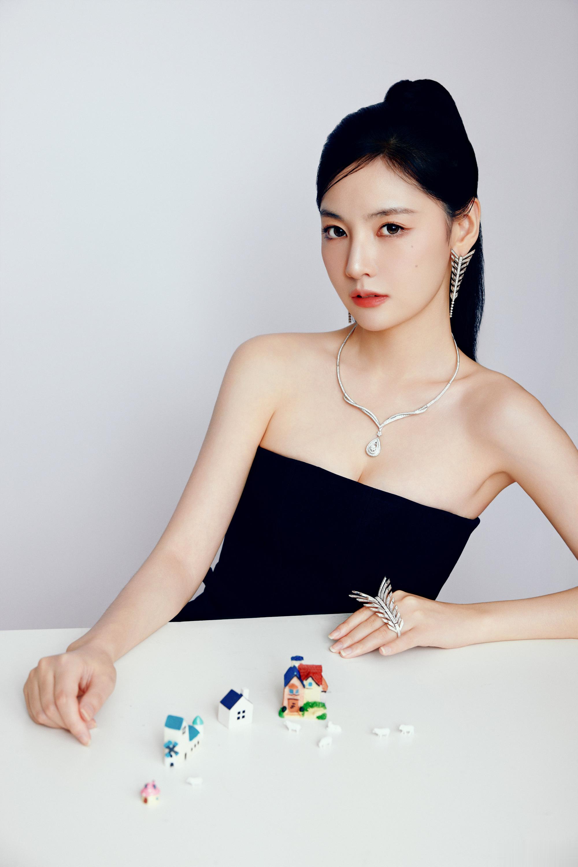 赵粤抹胸连衣裙,钻石小粤,美神降临