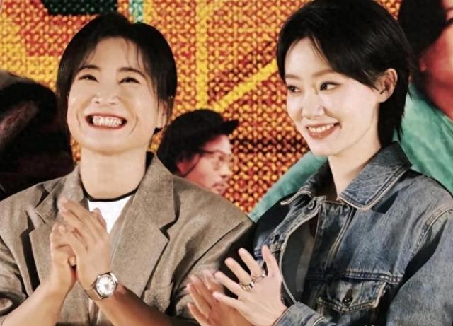 昔日姐妹花成“陌路”？张小斐首映哭红眼，贾玲“不务正业”